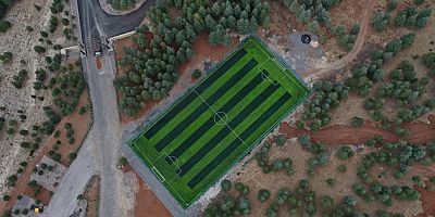 Başkan Okay’dan Yalnız Ardıç’a yüksek standartlı futbol sahası